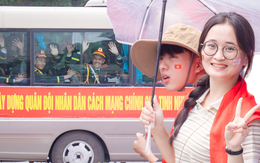 Trời đẹp, hết giờ làm việc, “khối yêu nước” đã sẵn sàng trên phố cho buổi sơ duyệt tối nay!