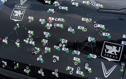 Cận cảnh 440 vết đạn trên siêu xe VinFast Lạc Hồng 900 LX