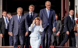 Nước giáp ranh Ukraine giằng co giữa giấc mơ EU và ‘cái bóng’ Nga: Lãnh đạo châu Âu đồng loạt xuất hiện
