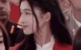 2 con dâu nhà tỷ phú đọ sắc chung khung hình, Á hậu Phương Nhi lộ thái độ qua khoảnh khắc 3 giây