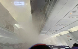 Hành khách giận dữ tố hãng hàng không 'để điều hòa lạnh như tủ đá để bán chăn'