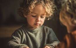 Những đứa trẻ sáng dạ thường hỏi gì? Đây là 4 CÂU HỎI trẻ có chỉ số IQ cao hay hỏi, cha mẹ nếu thấy có thể khấp khởi vui mừng!