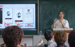 Bên trong lớp học AI dành cho người già ở Trung Quốc