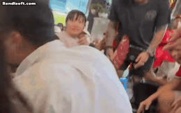 Mỹ nam Vbiz đi xem Tổng duyệt A80 mà viral khắp MXH: Cười lên đẹp phát sáng, chị em thi nhau nhường chỗ