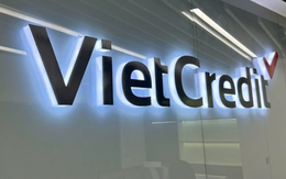 Phó Tổng giám đốc VietCredit bị phạt vì mua cổ phiếu 'chui'
