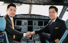 Bức ảnh đáng bàn của chủ tịch và giám đốc hãng hàng không vốn điều lệ 2.600 tỷ đồng