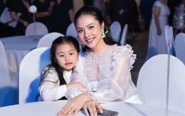 Vân Trang khoe vở học đầu năm "đặc biệt" của con, phụ huynh ào ào hỏi chỗ mua: Sự thật được tiết lộ mới bất ngờ!