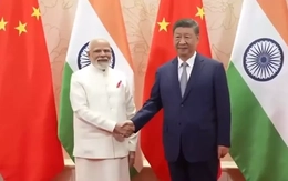 Thủ tướng Ấn Độ thăm Trung Quốc lần đầu tiên sau bảy năm, cam kết cải thiện quan hệ