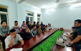 Khám xét nơi ở của 15 người, bắt 'bà trùm' Trần Thị Mỹ Dung