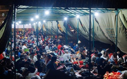 Cảnh tượng khó tin tại trung tâm Hà Nội vào đêm ngày 31/8, rạng sáng ngày 1/9