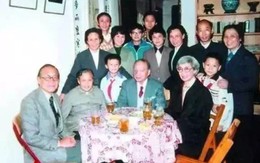 Không ai giàu 3 họ nhưng gia tộc này đã thịnh vượng tới 15 đời, sở hữu hàng nghìn BĐS: Luôn dạy con bí quyết “Tiền bạc là thứ giúp ích ít nhất” Không ai giàu 3 họ nhưng gia tộc này đã thịnh vượng tới 15 đời, sở hữu hàng nghìn BĐS: Luôn dạy con bí quyết “Tiền bạc là thứ giúp ích ít nhất”