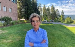 Thống đốc Fed: Thời điểm hạ lãi suất đang đến gần, có thể thực hiện hơn 2 lần cắt giảm