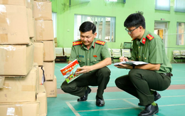 Phá đường dây sản xuất, buôn bán 185.000 cuốn sách giáo khoa giả, bắt một giám đốc