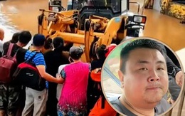 'Người hùng' dùng gầu xúc đất của máy ủi cứu hơn 100 nạn nhân lũ lụt