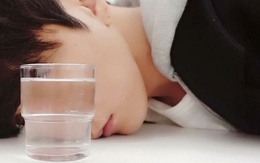 SOS với kiểu uống nước HỦY HOẠI tim và thận, nguy hiểm tính mạng nhưng rất nhiều người tưởng tốt!