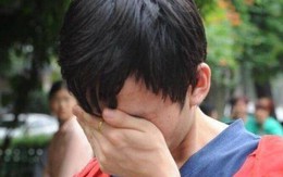 Nam sinh xuất sắc đột ngột mất tích, 10 năm sau được tìm thấy: Nhận 1 tờ giấy chi chít chữ, cha mẹ gục xuống khóc nức nở