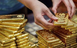 Giá vàng tương lai cao kỷ lục sau thông tin "Mỹ áp thuế nhập khẩu vàng thỏi 1 kg"