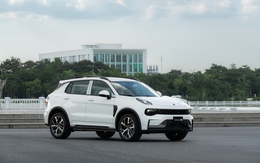 Chi tiết Lynk & Co 01 bản 'base' vừa ra mắt: Giá rẻ hơn 80 triệu đồng, bỏ một số tính năng nhưng vẫn còn ADAS