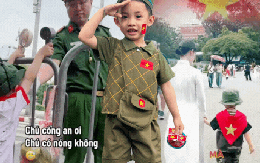 Bố mẹ đưa bé con 4 tuổi vượt hơn 1.600km từ Nam ra Bắc trước thềm đại lễ: "Con hãy yêu Tổ quốc mình, từ những điều đơn giản nhất"