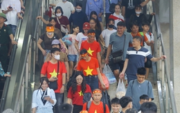 Miễn phí vé, ga tàu Cát Linh - Hà Đông chật kín khách đi xem diễu binh Quốc khánh 2-9