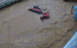 Mưa lớn gây sạt lở vùi lấp nhà ở Lâm Đồng, thiệt hại hàng tỷ đồng