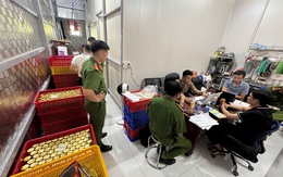 Bí mật kinh hoàng bên trong gần 38.000 lọ nước yến thành phẩm tại xưởng sản xuất ở Đà Nẵng