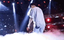 “Ông vua” đắt show hội chợ nhất miền Tây: Vào nghề cát-xê chỉ 20 nghìn đồng/đêm, thời đỉnh cao con số gấp 500 lần