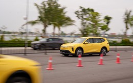 Tài xế xe điện: Lợi đơn lợi kép khi chạy dịch vụ bằng Limo Green