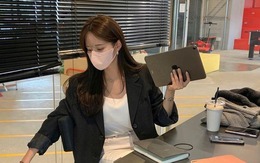 Càng lên sếp càng dễ nghèo, lương tăng đấy nhưng không còn muốn đi cái xe cũ, mặc cái áo bình dân...