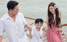 Con trai 7 tuổi của Lương Thế Thành, ngoại hình sao y "bản chính", thuyết trình tiếng Anh - Việt đều thuần thục