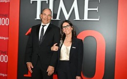 Màn tái xuất của nữ founder Bobbi Brown: Thương hiệu gia đình mới được chồng và con trai giúp sức, cuối năm nay sẽ đạt 200 triệu USD doanh thu