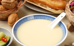 Uống sữa đậu nành vào buổi tối có lợi ích đặc biệt mà nhiều người chưa biết