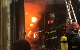 Cháy nhà ở Hà Nội, 2 vợ chồng và 2 con nhỏ tử vong