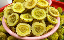 1 loại quả dại vị chua chua ngọt ngọt nhưng giàu vitamin C gấp 100 lần cam, 500 lần táo và lê: Giúp 1 tỉnh ở Trung Quốc thu hơn 55.000 tỷ đồng/năm, ở Việt Nam có bán