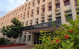 Ngôi trường đông học sinh nhất thế giới