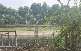 Hà Nội 'thúc' tiến độ hoàn trả lan can, hè phố, kè sông Tô Lịch