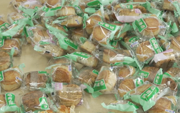 Thu giữ 1500 chiếc bánh Trung thu "3 không" tại Hà Nội, giá rẻ chỉ 2.000 – 3.000 đồng/chiếc: Không nhãn mác, không thương hiệu, không hạn sử dụng