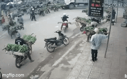 Vụ xe tải lao như "tên bắn" vào chợ gây tai nạn thảm khốc: Danh tính và lời khai bất ngờ của tài xế