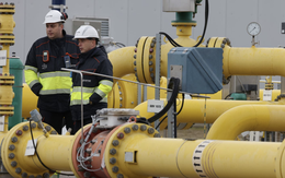 Quốc gia EU thúc giục cả khối dừng mua dầu Nga từ cuối 2026, tuyên bố có thể giúp vận chuyển LNG Mỹ để châu Âu thay thế khí đốt của Moscow