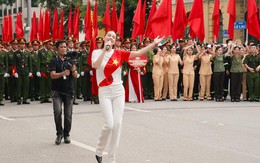 Hồ Ngọc Hà xin lỗi về sự vắng mặt dịp đại lễ