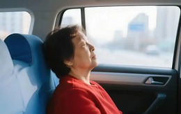 5 hành động "lỗi thời" của cha mẹ khiến con cái khó thành đạt!