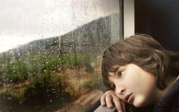 Nguy hiểm hơn cả keo kiệt: Kiểu tiết kiệm này của cha mẹ khiến con trẻ mất tự tin, đánh mất tương lai