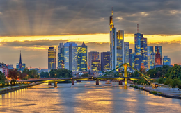 Nới trần nợ công, bơm 500 tỷ Euro đầu tư nhưng tăng trưởng vẫn trì trệ: Chuyện gì đang xảy ra với nền kinh tế Đức?