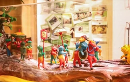 Đồ chơi trung thu truyền thống 'hồi sinh' giá tiền triệu