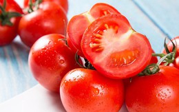 1 người đàn ông 52 tuổi đã ăn cà chua mỗi ngày trong 1 năm, đi khám bác sĩ cũng phải bất ngờ: "Sao thể trạng như đàn ông tuổi 40 thế này!"