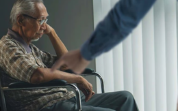 Vợ chồng U70 lương hưu 37 triệu đồng quyết cho thuê nhà vào viện dưỡng lão hưởng phúc, 1 năm sau ôm hối tiếc: “Chẳng đâu bằng nhà mình”