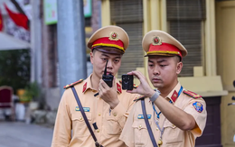 Tung 2 'bảo bối' hiện đại chưa từng có ở Hà Nội, Cục CSGT có cảnh báo quan trọng tới tất cả người dân