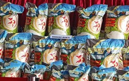 Đột kích xưởng sản xuất 14 tấn gạo giả mỗi ngày suốt 2 năm, bắt giữ chủ doanh nghiệp xay xát có tiếng, hơn 12 tấn gạo nhái bị tịch thu