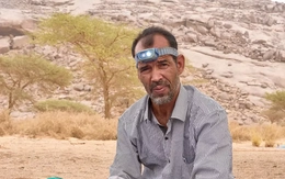 Những thợ săn thiên thạch ở sa mạc Sahara