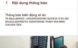 Tài khoản bất ngờ nhận được nửa tỷ đồng, cô gái nhờ công an tìm chủ nhân